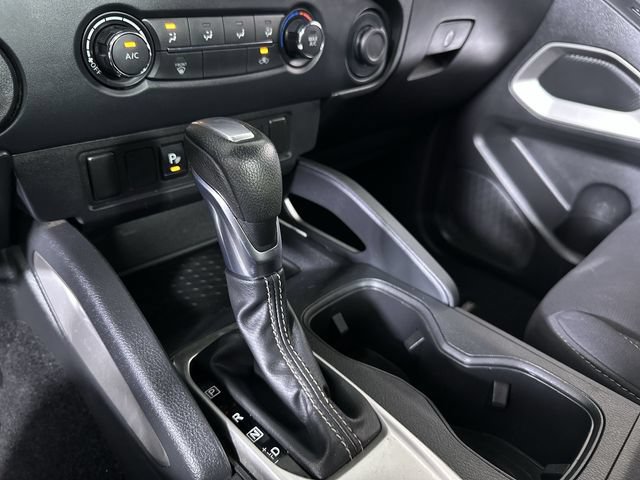Used 2022 Nissan Frontier SV w/ Technology Package RWD image 16