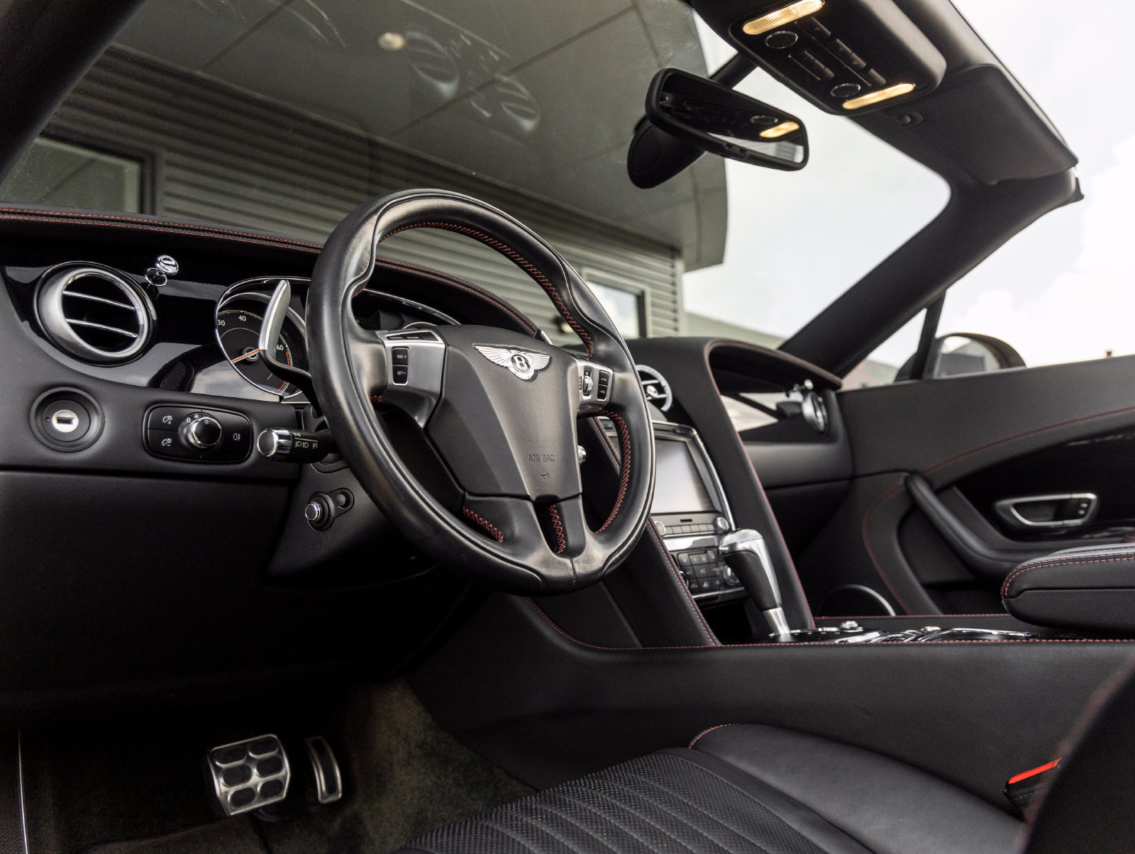Used 2017 Bentley Continental GT AWD/4WD image 27