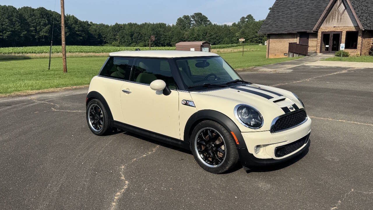 Used 2012 MINI Cooper S FWD image 2
