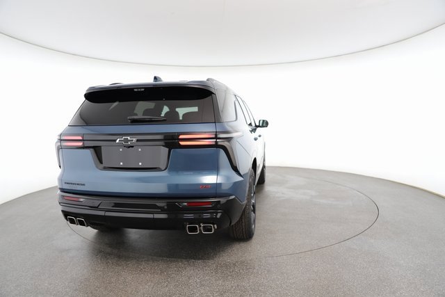 Used 2025 Chevrolet Traverse RS image 15
