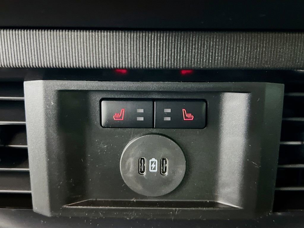 New 2025 Ford F250 Platinum image 30