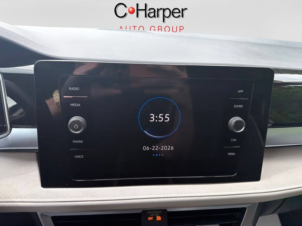Used 2025 Volkswagen Taos SE AWD/4WD image 24