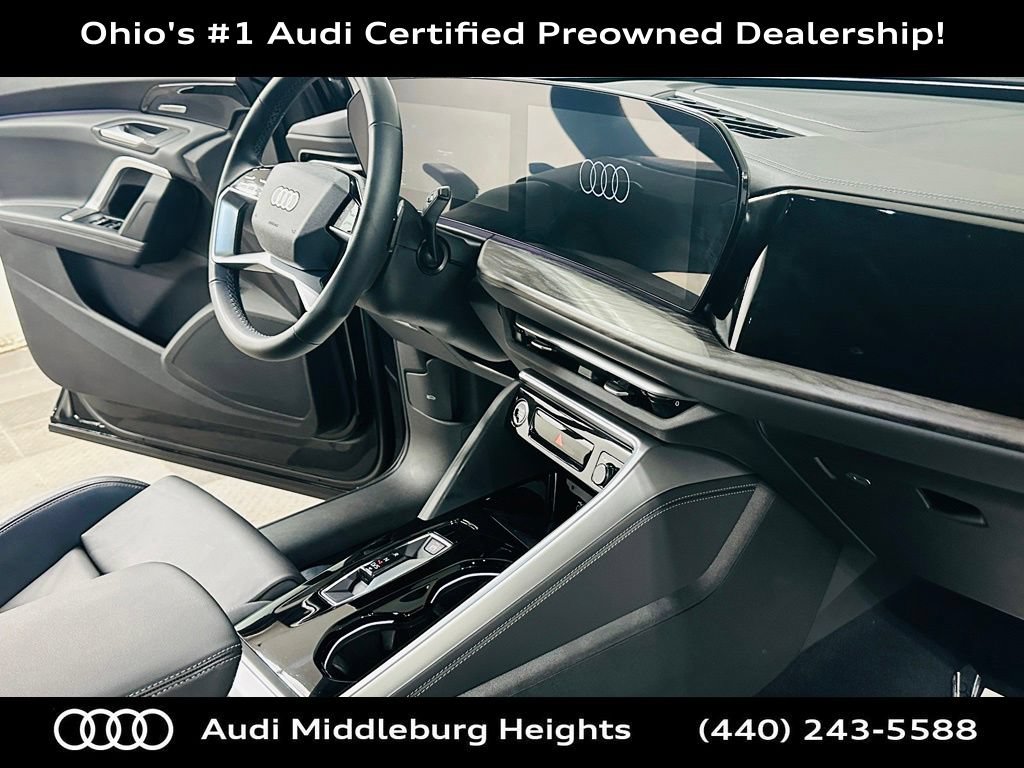 Certified 2025 Audi Q5 Premium Plus w/ Premium Plus AWD/4WD image 11