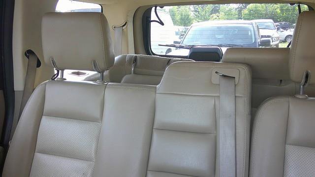 Used 2009 Mercury Mountaineer Premier image 8