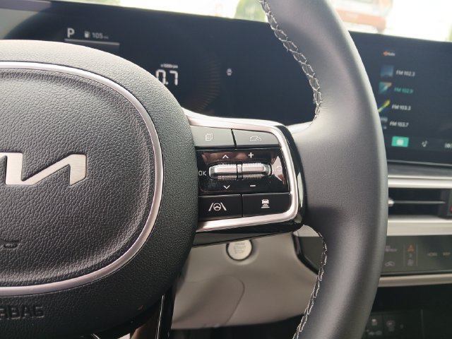 Certified 2024 Kia Sorento S FWD image 19