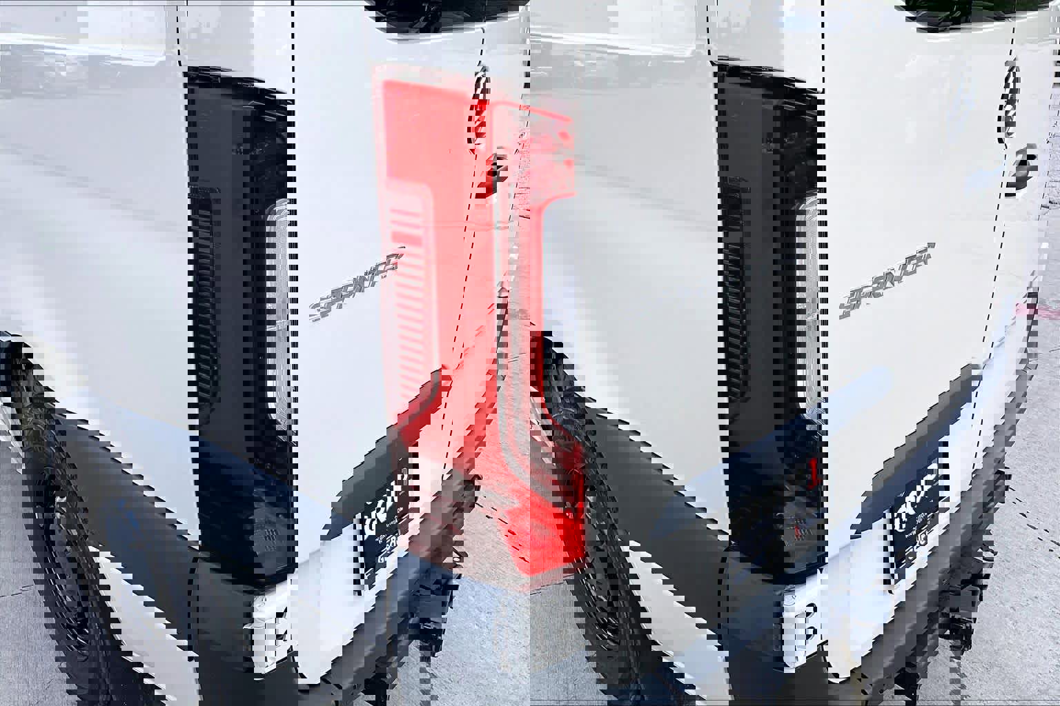 Used 2023 Mercedes-Benz Sprinter 2500 image 28