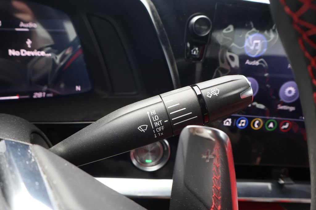 Used 2020 Chevrolet Corvette Stingray w/ 2LT Preferred Equipment Group image 23