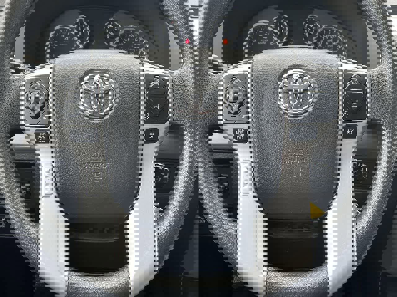 Used 2015 Toyota Tundra SR5 w/ SR5 Upgrade Package image 10