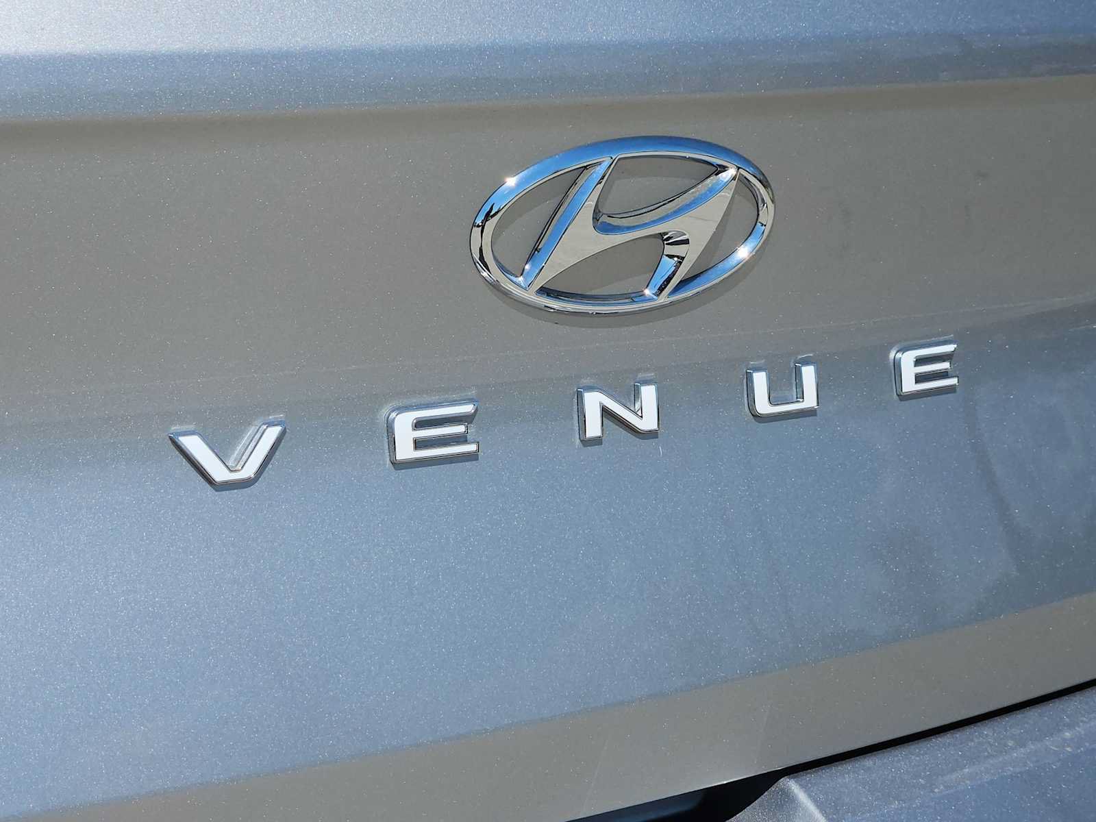 New 2026 Hyundai Venue SEL FWD image 13