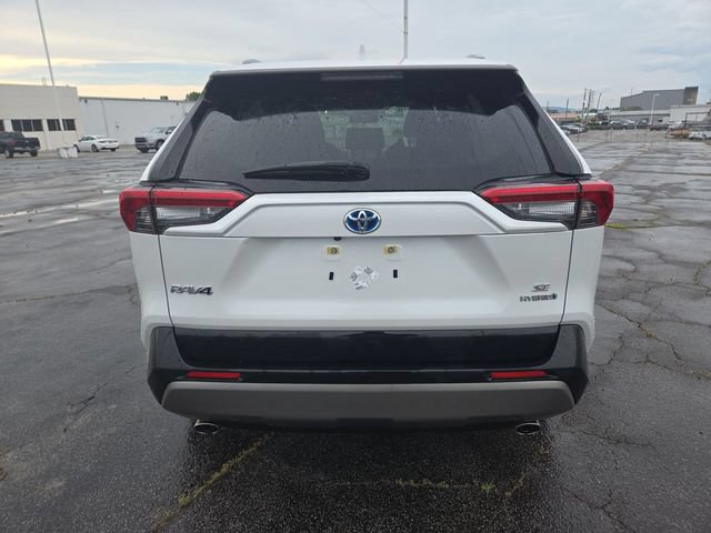 Used 2024 Toyota RAV4 SE AWD/4WD image 7