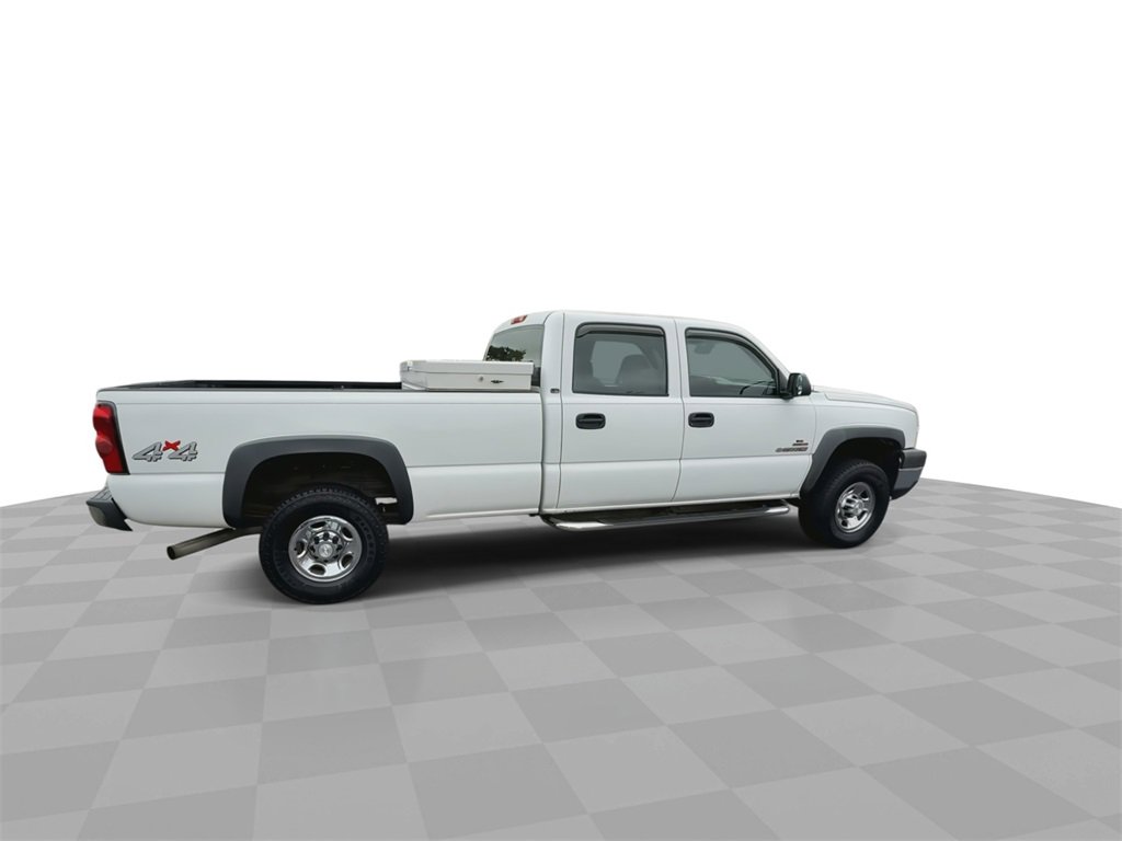 Used 2006 Chevrolet Silverado 2500 LS w/ Skid Plate Package image 9
