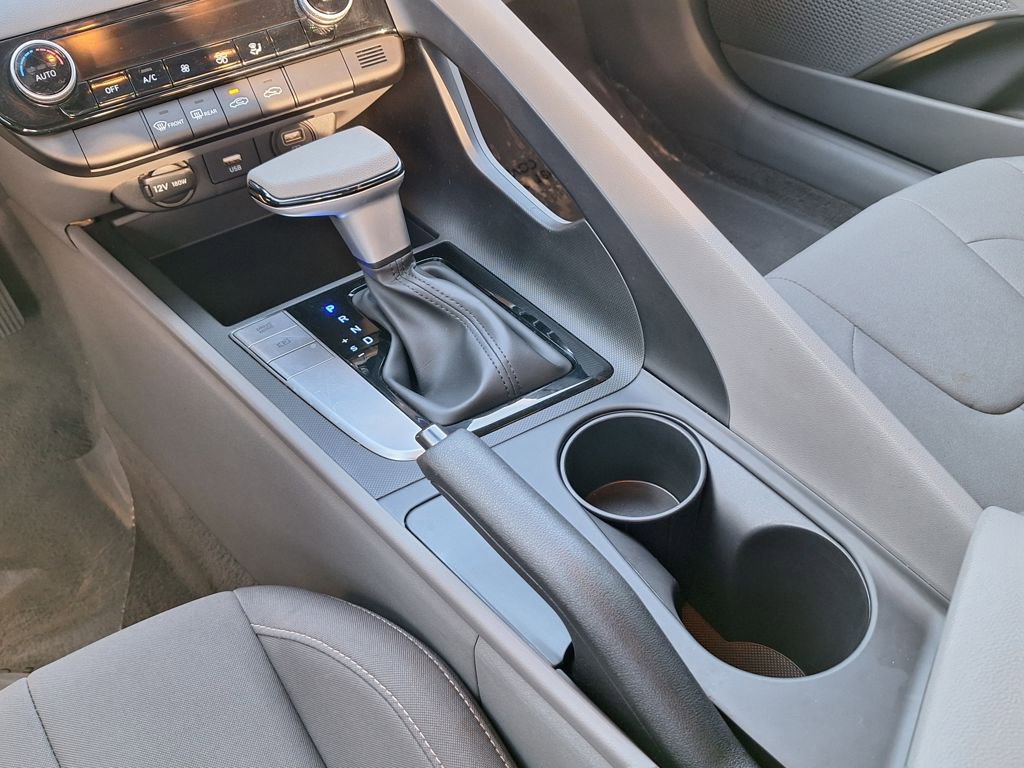 Certified 2023 Hyundai Elantra SEL image 23