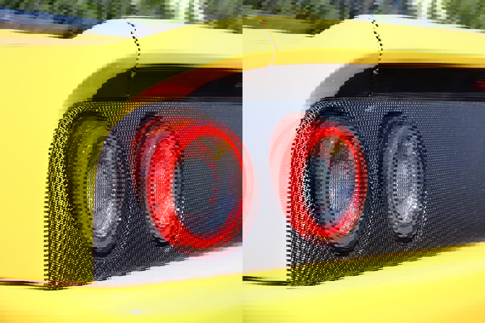 Used 1997 Ferrari F355 Spider image 40