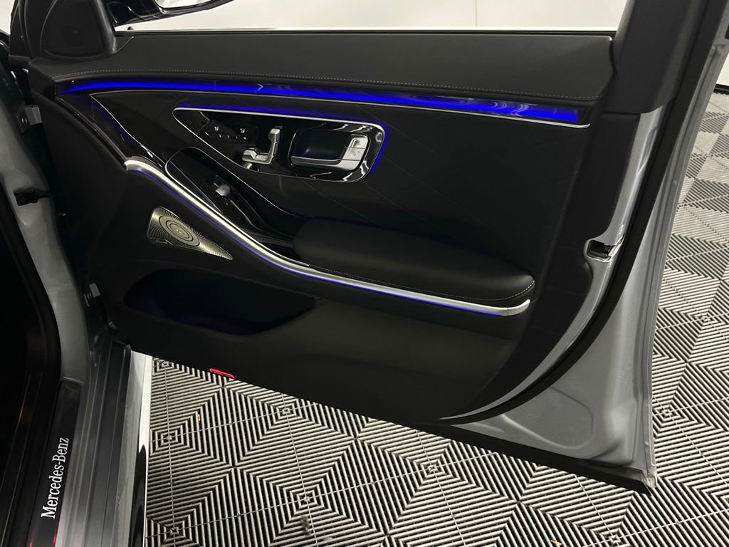 Used 2024 Mercedes-Benz S 580 4MATIC Sedan image 36
