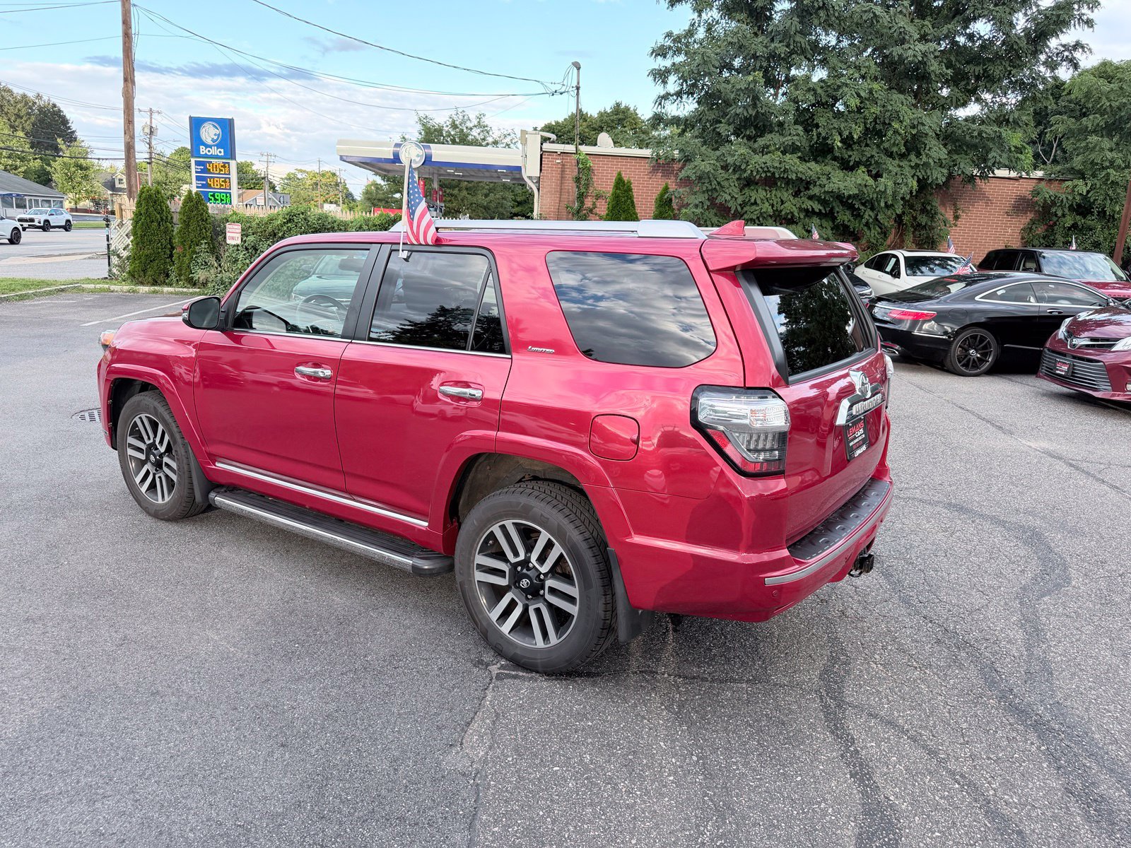 Used 2017 Toyota 4Runner Limited AWD/4WD image 33