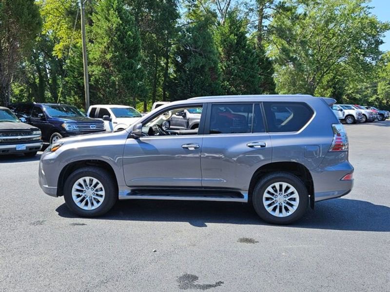 Used 2021 Lexus GX 460 Premium image 5