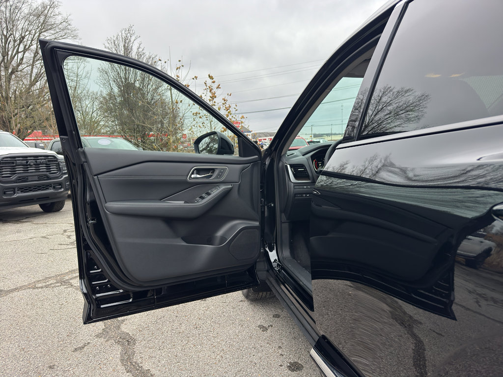 New 2026 Nissan Rogue Platinum w/ Platinum Premium Package image 18