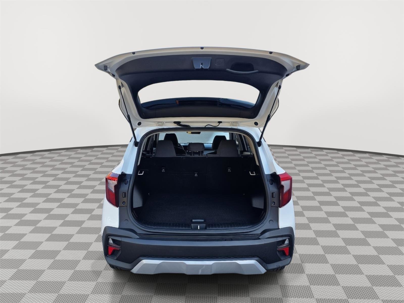 Used 2024 Kia Seltos LX image 7