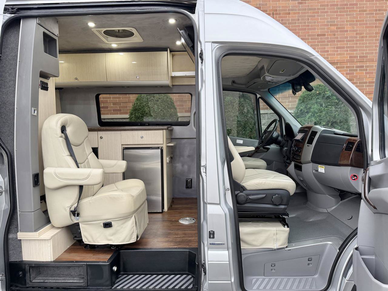 Used 2012 Mercedes-Benz Sprinter 3500 image 33