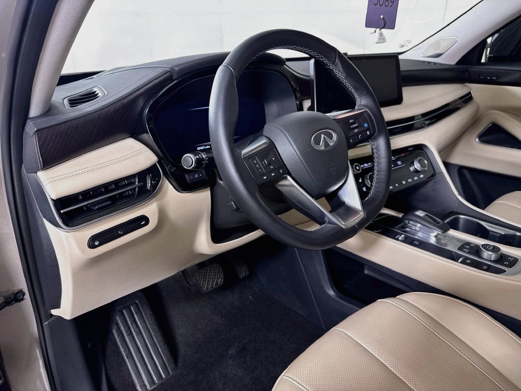 Certified 2024 INFINITI QX60 Sensory w/ Vision Package AWD/4WD image 12