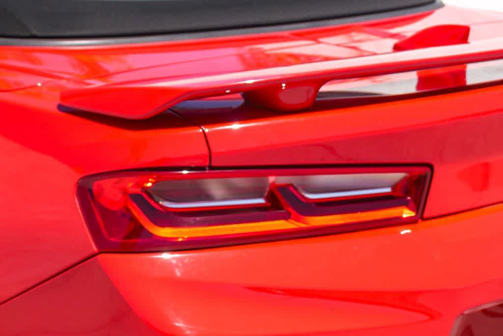 Used 2018 Chevrolet Camaro LT w/ RS Package RWD image 10