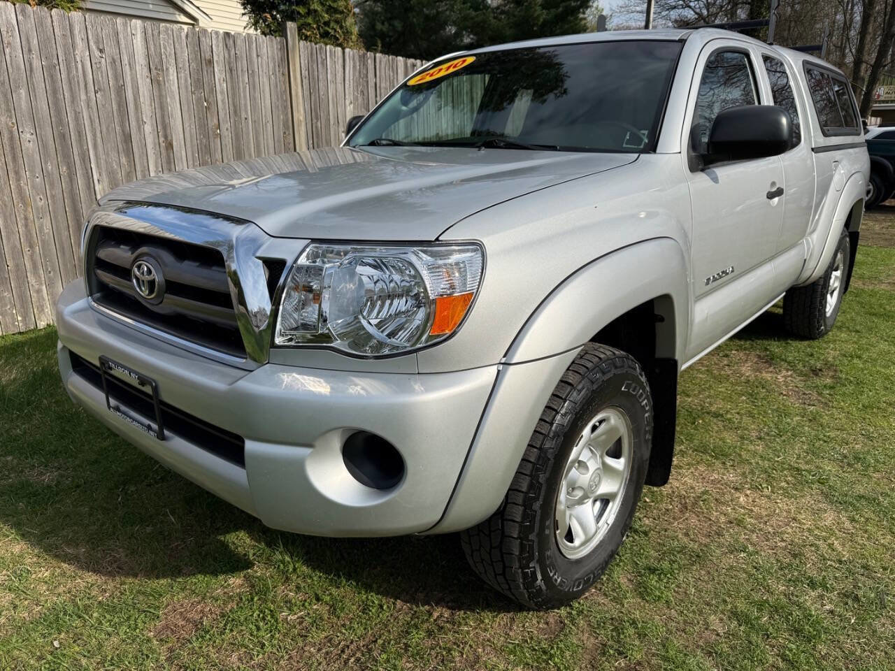 Used 2010 Toyota Tacoma 4x4 Access Cab image 2