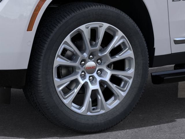 New 2026 GMC Yukon Denali w/ Sun & Power Step Package AWD/4WD image 9