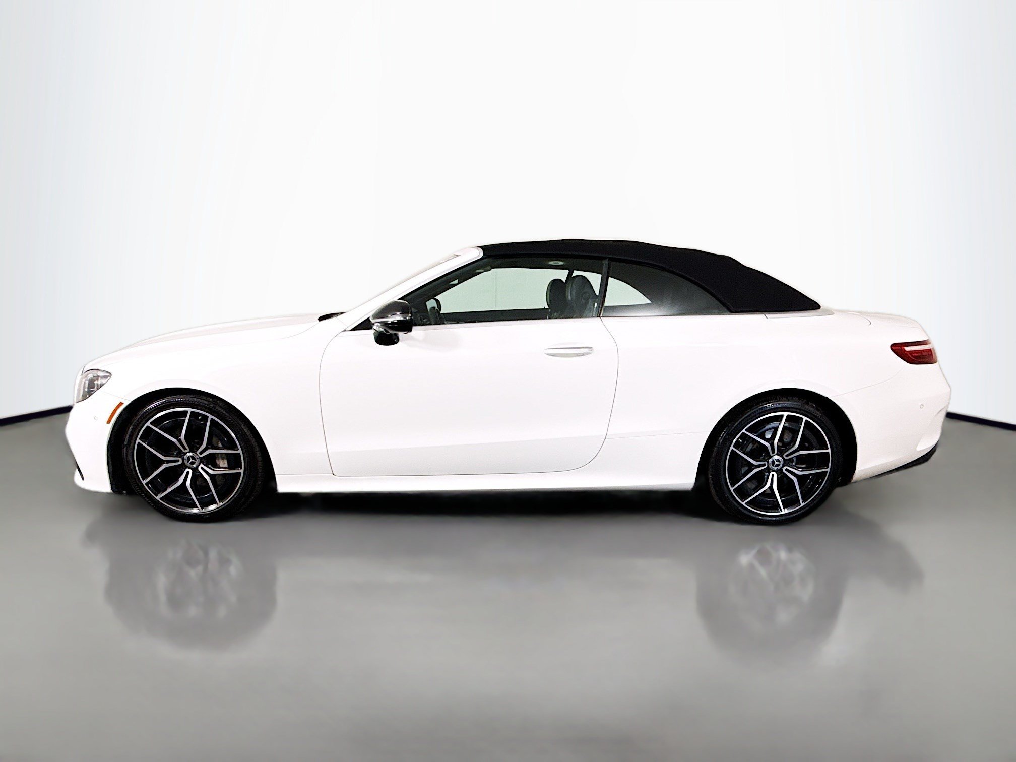 Used 2022 Mercedes-Benz E 450 Cabriolet w/ AMG Line image 6