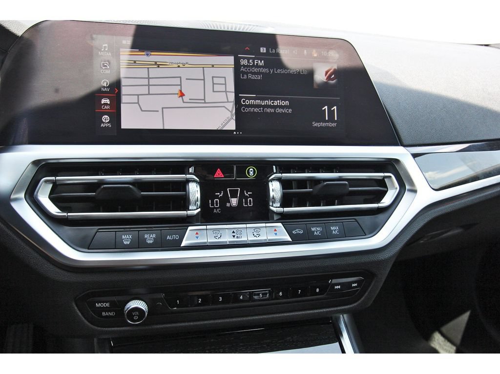 Used 2022 BMW 330i Sedan w/ Driving Assistance Package RWD image 16