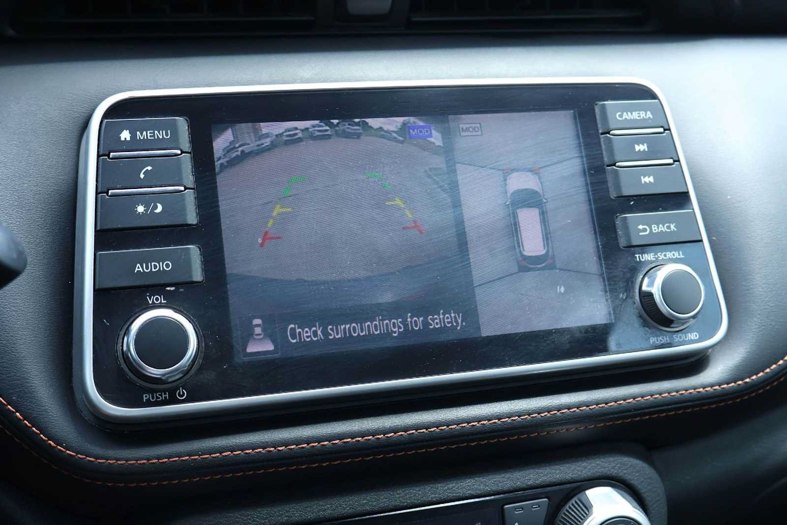 Used 2020 Nissan Kicks SR w/ SR Premium Package FWD image 29