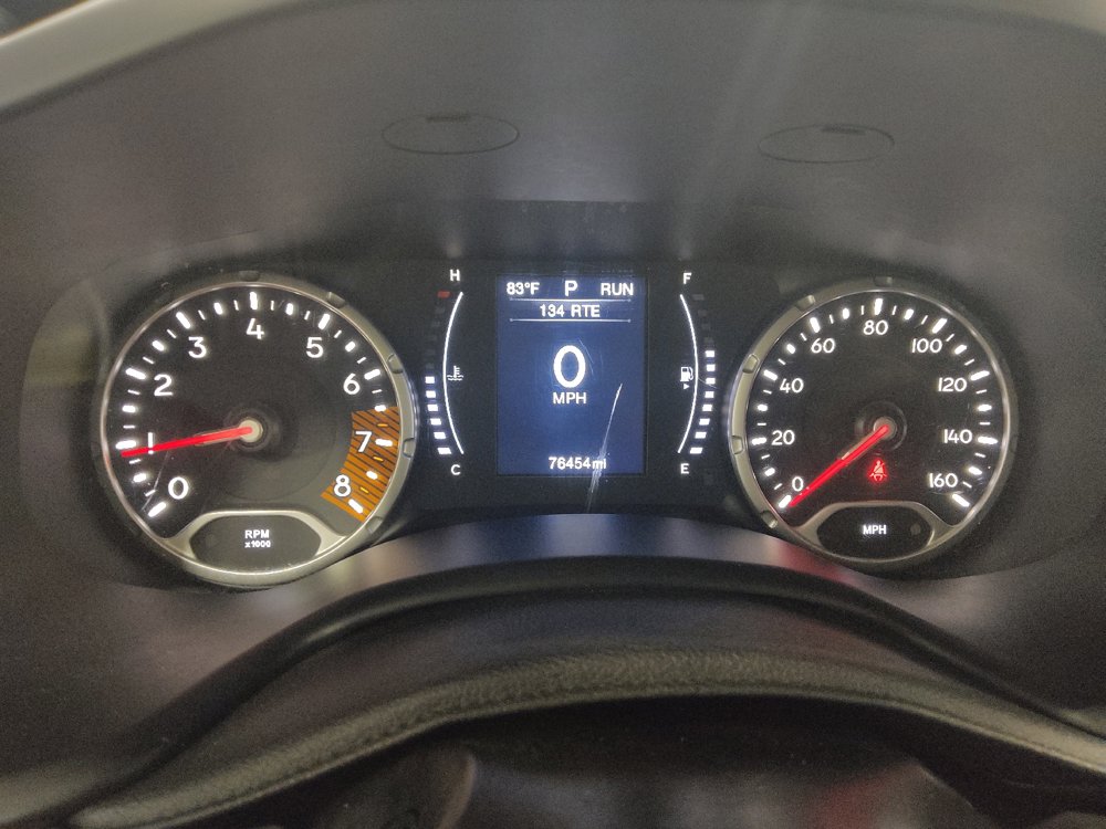 Used 2020 Jeep Renegade Latitude AWD/4WD image 23
