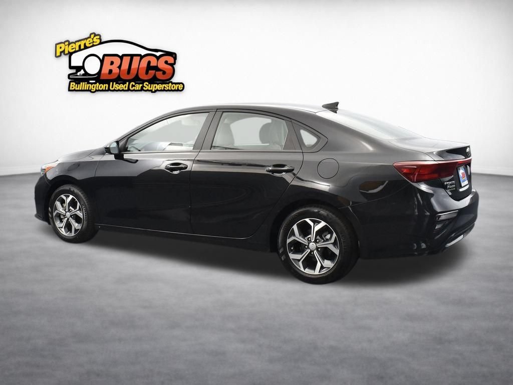 Used 2021 Kia Forte LXS FWD image 2