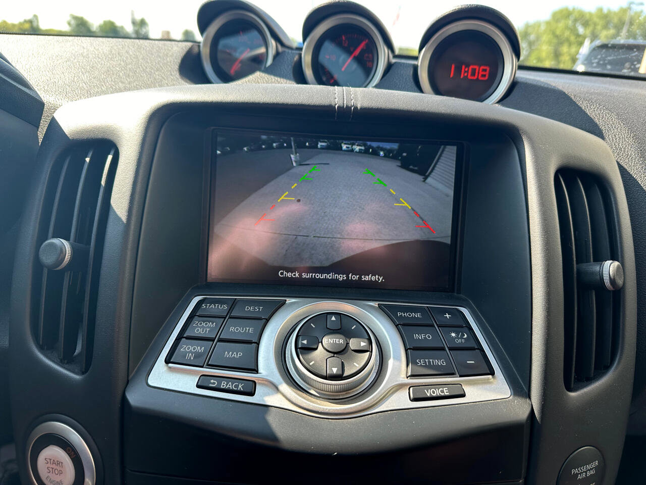 Used 2014 Nissan 370Z Touring w/ Sport Package image 13