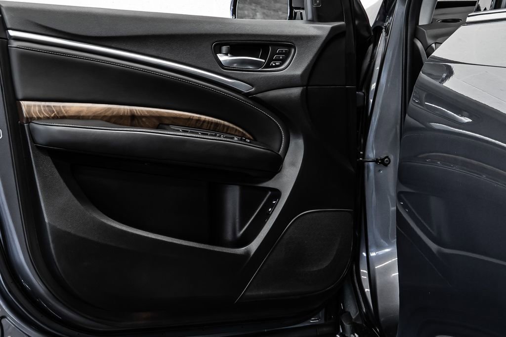 Used 2020 Acura MDX SH-AWD w/ Advance Package image 17