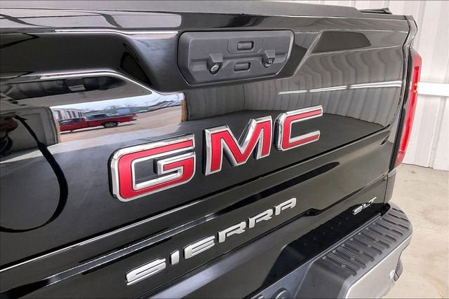 Certified 2023 GMC Sierra 1500 SLT w/ SLT Premium Plus Package AWD/4WD image 32