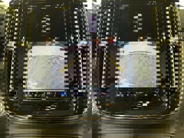 Used 2023 Volvo XC40 B5 Plus w/ Driver Assist Package AWD/4WD image 21