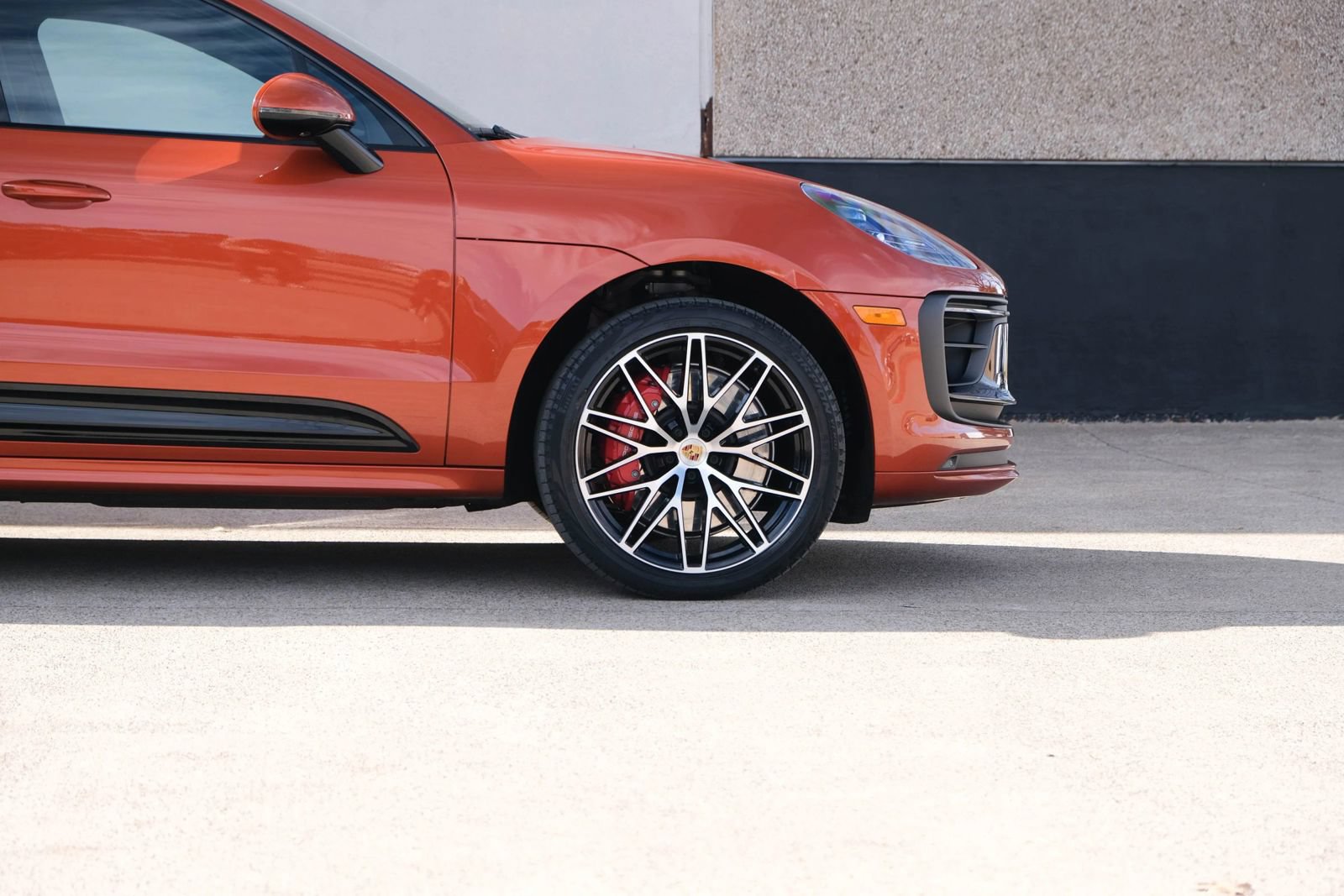 Used 2022 Porsche Macan GTS AWD/4WD image 11