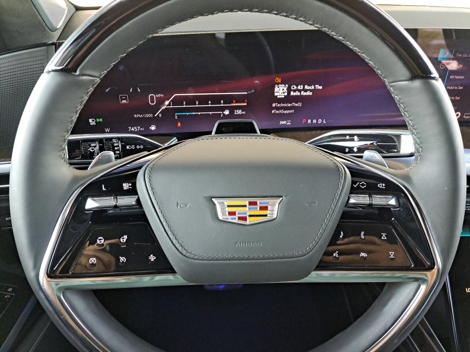 Certified 2026 Cadillac Escalade ESV Platinum Sport w/ LPO, ONYX Package image 28