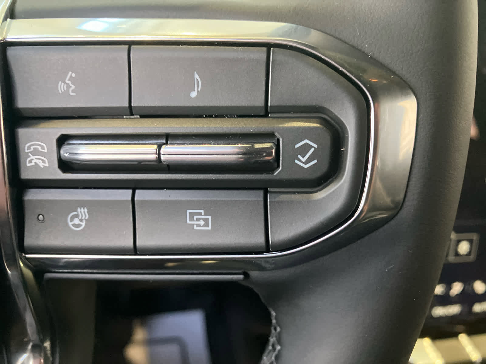 New 2026 GMC Sierra EV Elevation image 21