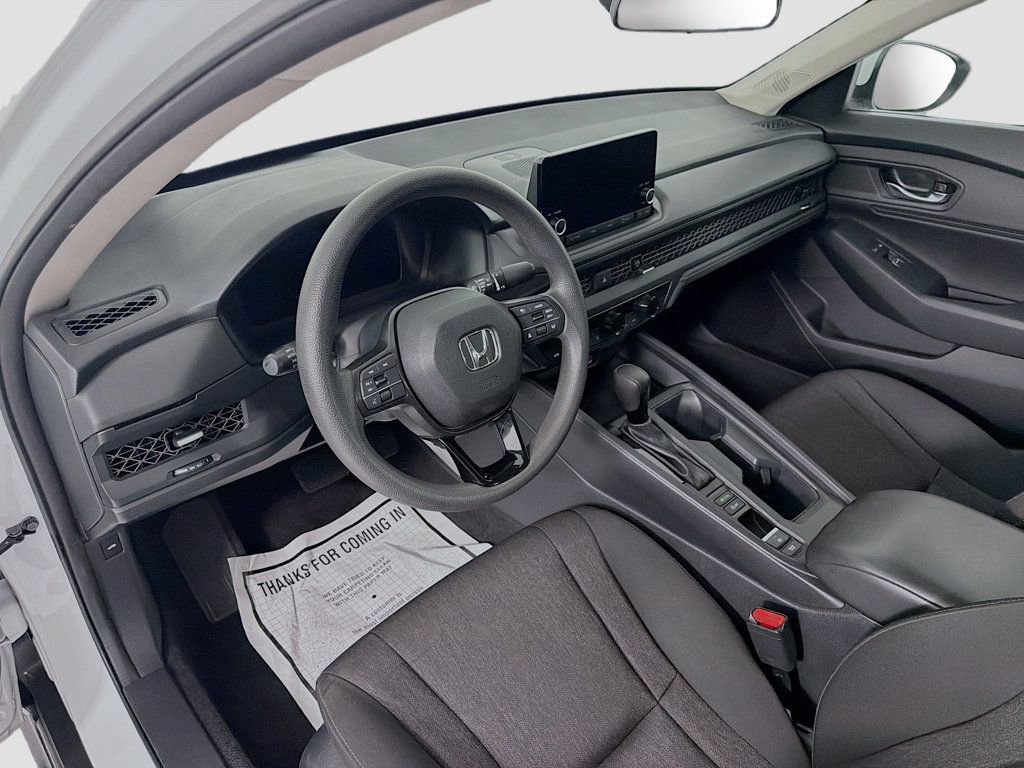 Used 2023 Honda Accord EX image 9