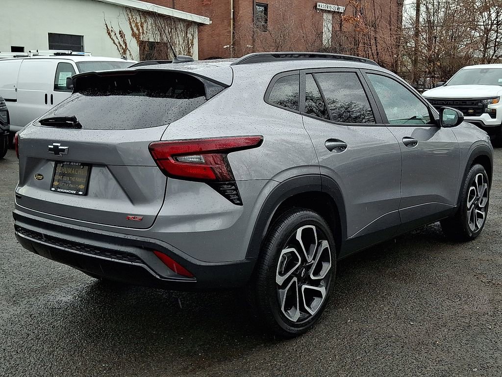 Used 2024 Chevrolet Trax RS w/ Driver Confidence Package image 8