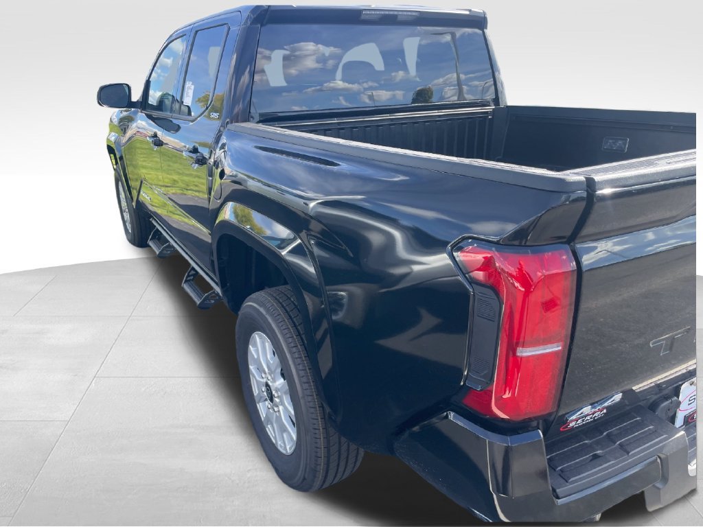 New 2026 Toyota Tacoma SR5 AWD/4WD image 6