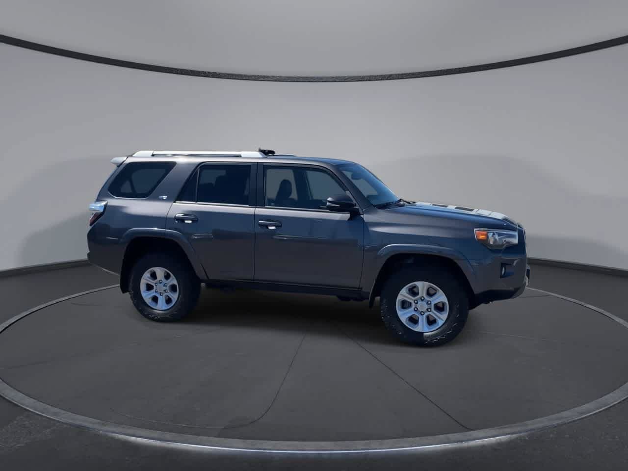 Used 2018 Toyota 4Runner SR5 Premium AWD/4WD image 4
