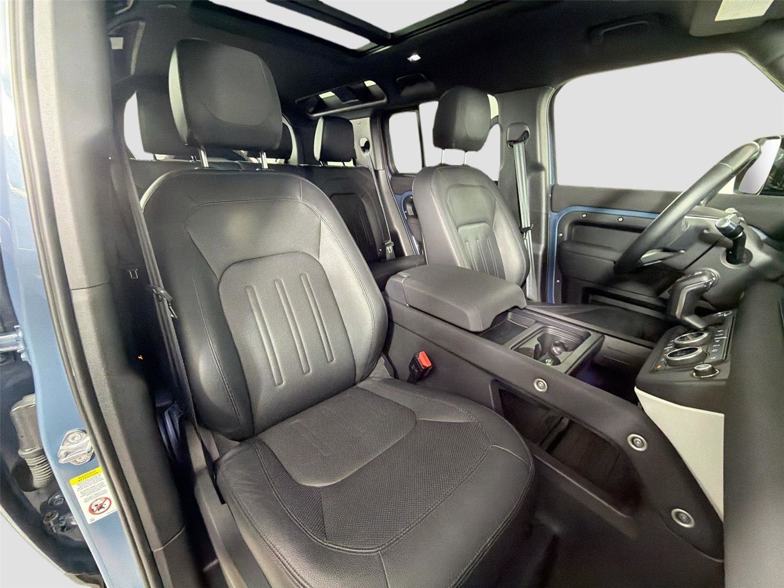 Certified 2021 Land Rover Defender 110 SE image 30