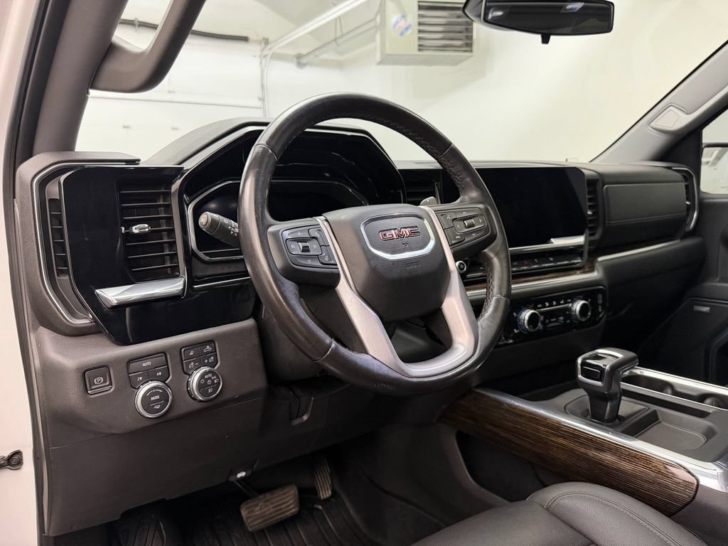 Used 2022 GMC Sierra 1500 Elevation AWD/4WD image 4