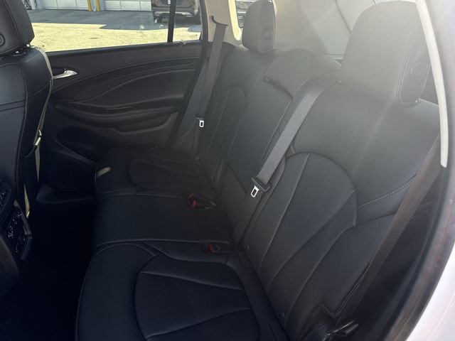 Used 2020 Buick Envision Essence image 24