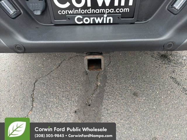 Used 2016 Ford F150 Platinum w/ Equipment Group 701A Luxury image 11