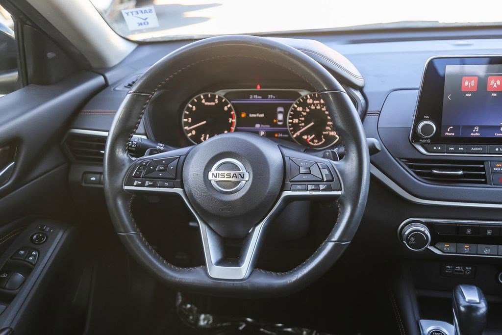 Used 2022 Nissan Altima 2.5 SR image 14