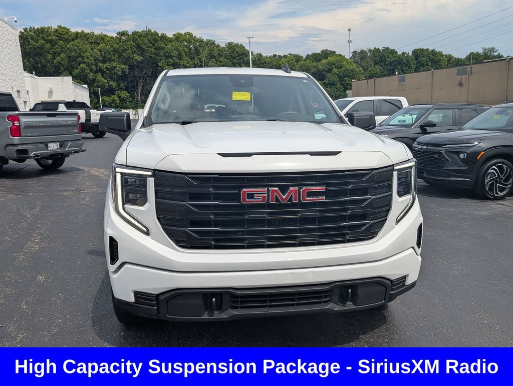 Used 2023 GMC Sierra 1500 Pro w/ Graphite Edition AWD/4WD image 2
