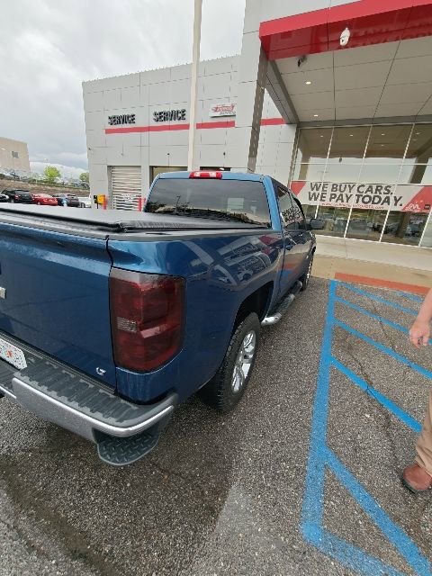 Used 2018 Chevrolet Silverado 1500 LT w/ Texas Edition image 14